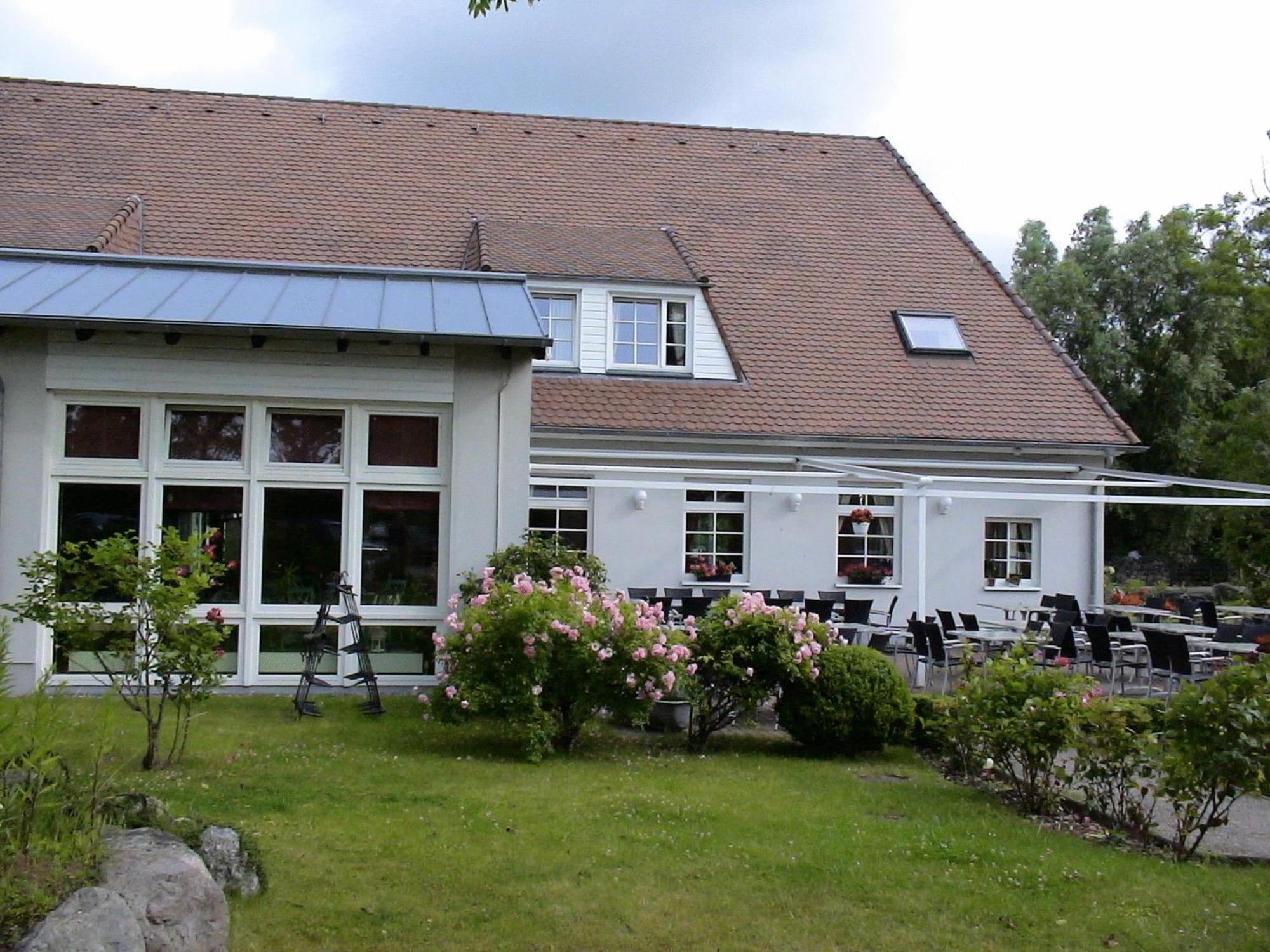 Hotel Alt Wittower Krug Wiek auf Ruegen Ngoại thất bức ảnh