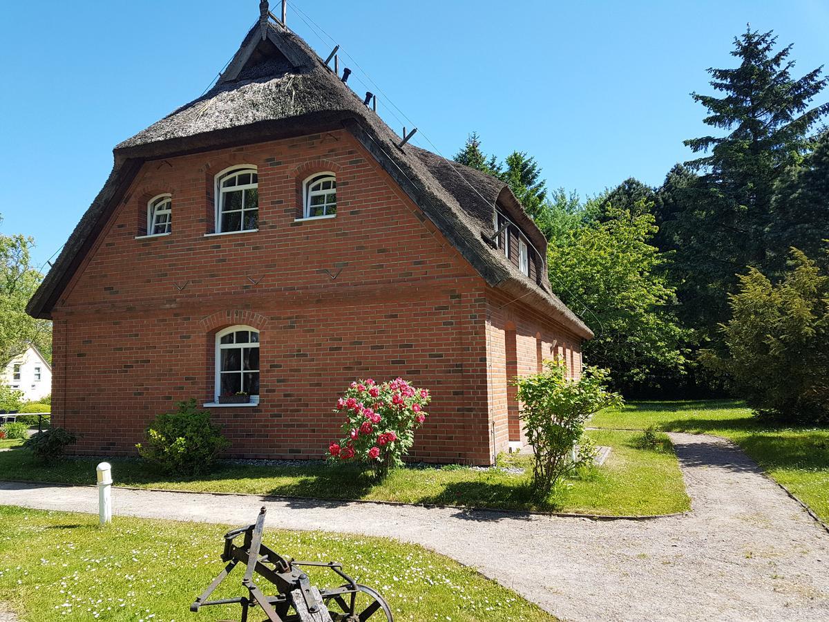 Hotel Alt Wittower Krug Wiek auf Ruegen Ngoại thất bức ảnh