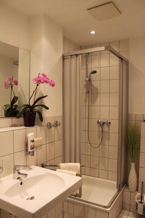 Hotel Alt Wittower Krug Wiek auf Ruegen Ngoại thất bức ảnh